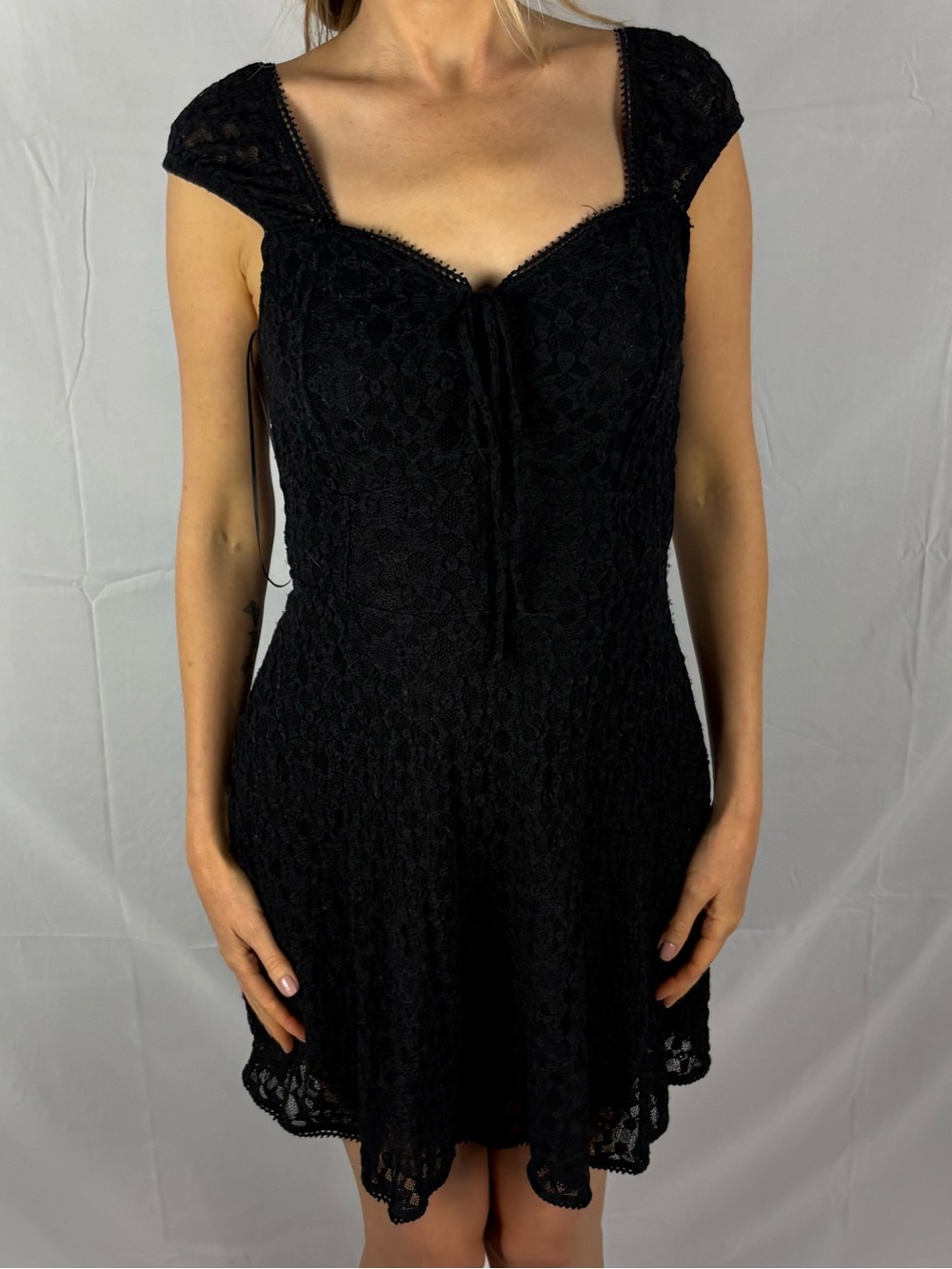 Lace overlay Whimsigoth sweetheart cap sleeve babydoll goth mini slip dress XS